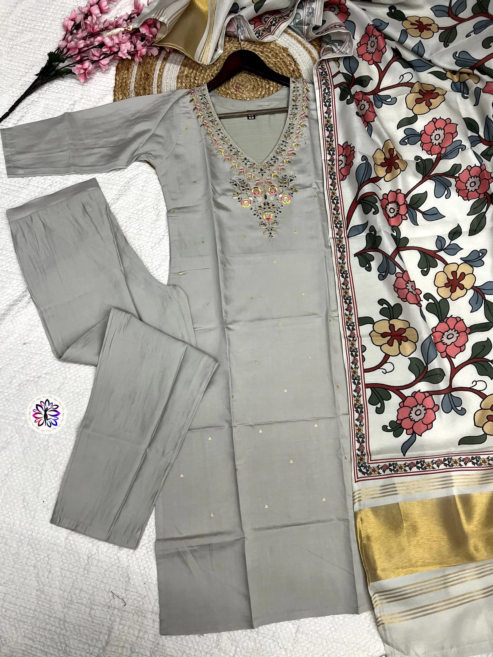 KF 4045 Kalaai Viscose Chander Kurti With Bottom Dupatta Suppliers In India